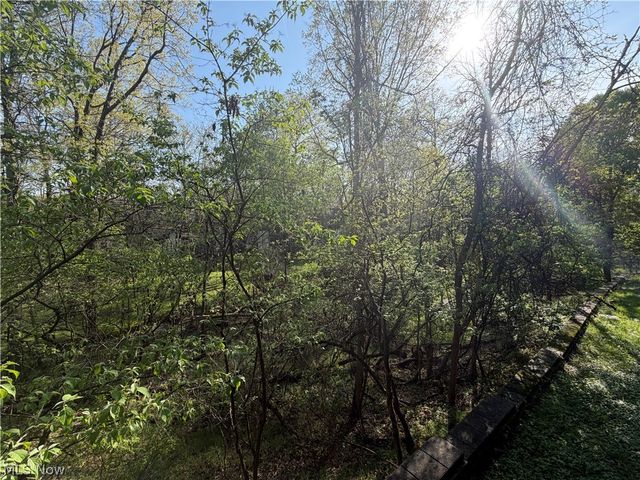 4648 Oak Point Road, Lorain, OH 44053