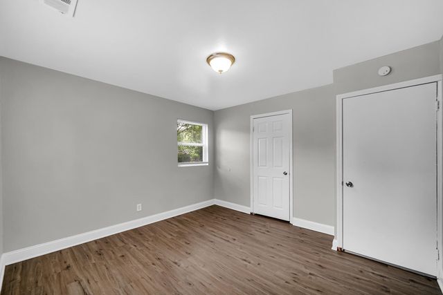 5534 E 10th Avenue, Gary, IN 46403