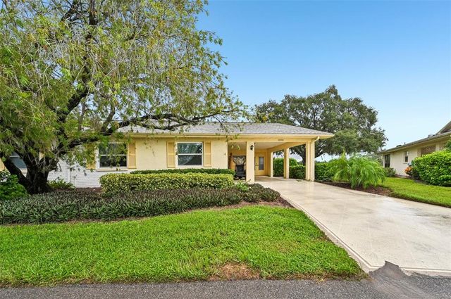 2208 HIGHCLERE CIRCLE, Sun City Center, FL 33573