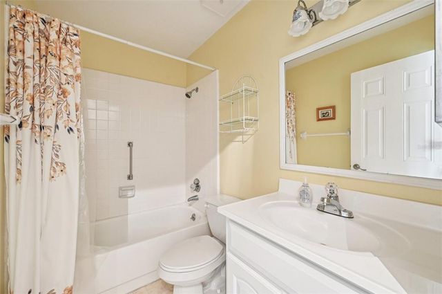 2208 HIGHCLERE CIRCLE, Sun City Center, FL 33573
