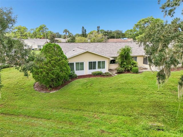 2208 HIGHCLERE CIRCLE, Sun City Center, FL 33573