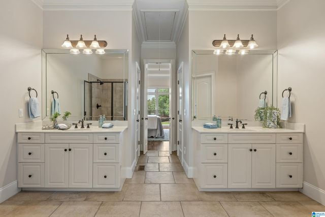 768 LAKE CREST DRIVE, Hoover, AL 35226
