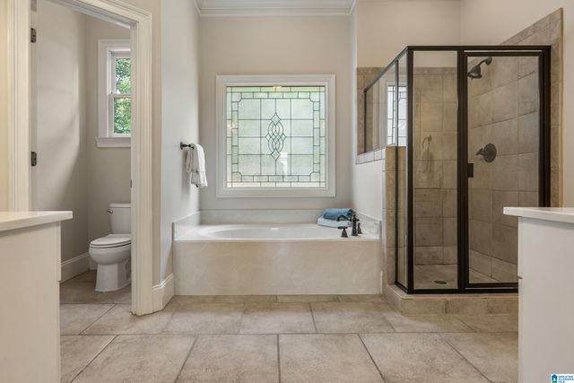 768 LAKE CREST DRIVE, Hoover, AL 35226