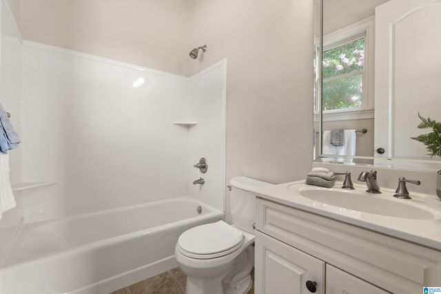768 LAKE CREST DRIVE, Hoover, AL 35226