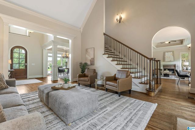 768 LAKE CREST DRIVE, Hoover, AL 35226