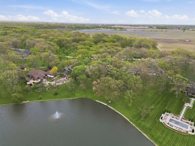 27250 Dutton Road, Beecher, IL 60401