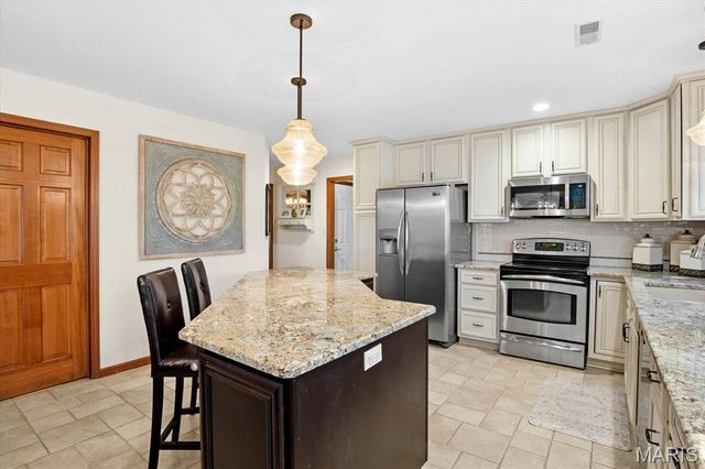 3754 Boatmans Point, Shiloh, IL 62221