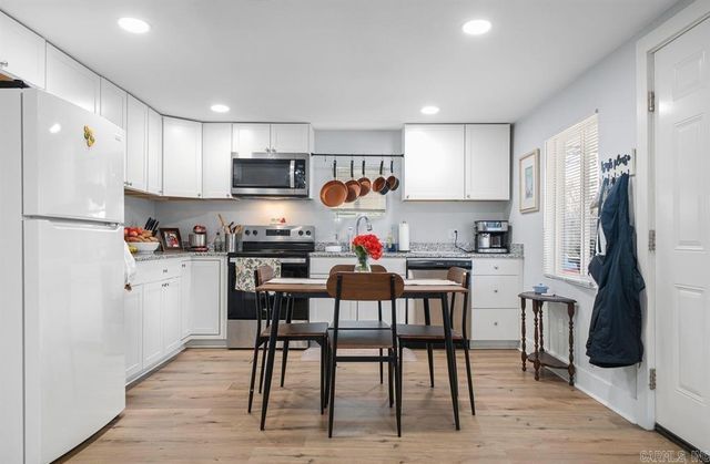 213 Barrett Street, Hot Springs, AR 71901