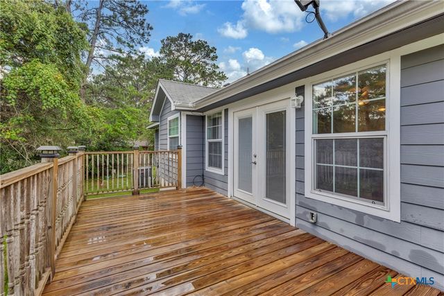 239 Old Firetower Road, Bastrop, TX 78602