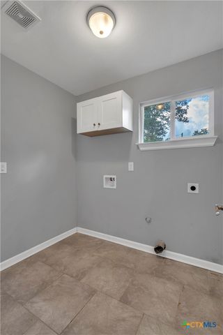 239 Old Firetower Road, Bastrop, TX 78602