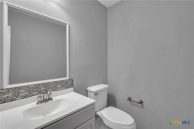 239 Old Firetower Road, Bastrop, TX 78602
