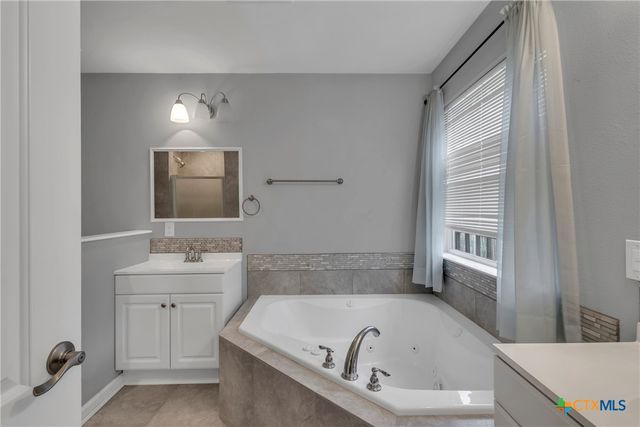 239 Old Firetower Road, Bastrop, TX 78602
