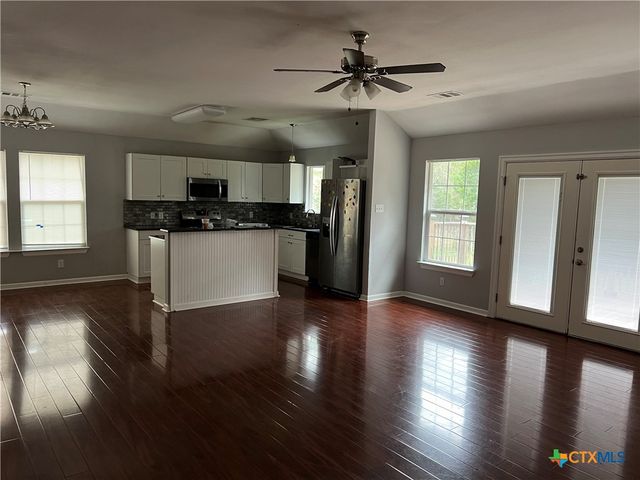 239 Old Firetower Road, Bastrop, TX 78602