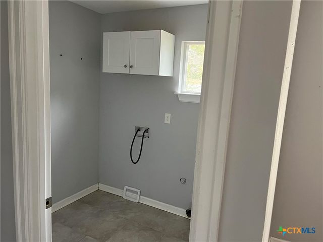 239 Old Firetower Road, Bastrop, TX 78602