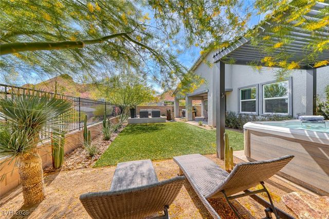 109 Reverie Heights Avenue, Henderson, NV 89011