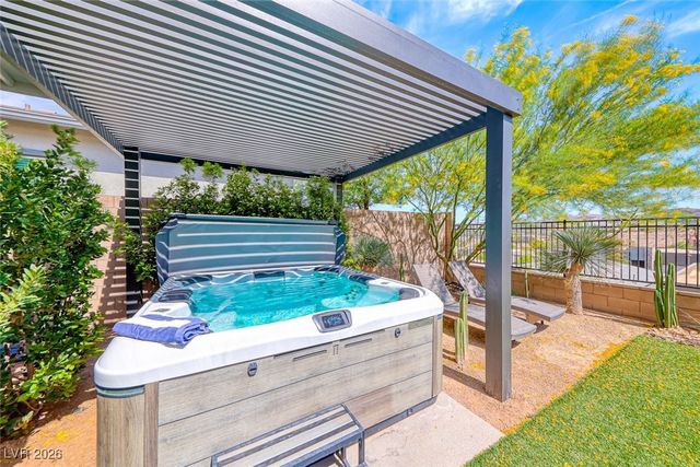 109 Reverie Heights Avenue, Henderson, NV 89011