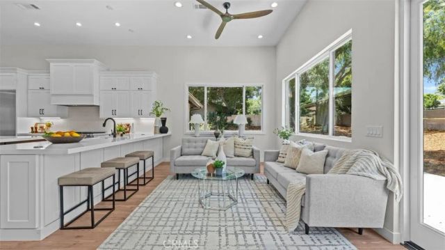3310 N Mills Avenue, Claremont, CA 91711
