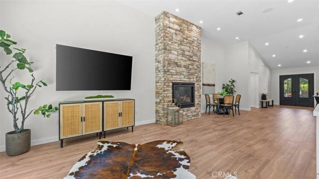 3310 N Mills Avenue, Claremont, CA 91711