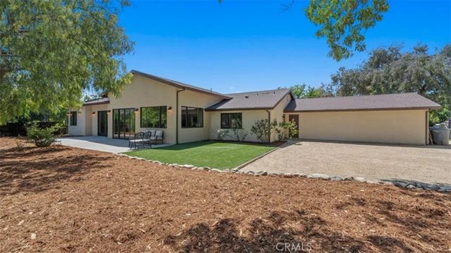 3310 N Mills Avenue, Claremont, CA 91711