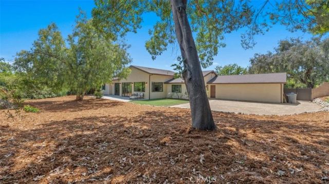 3310 N Mills Avenue, Claremont, CA 91711