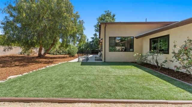 3310 N Mills Avenue, Claremont, CA 91711