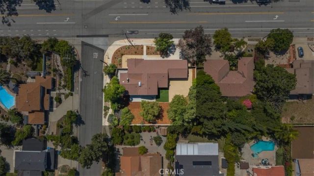 3310 N Mills Avenue, Claremont, CA 91711