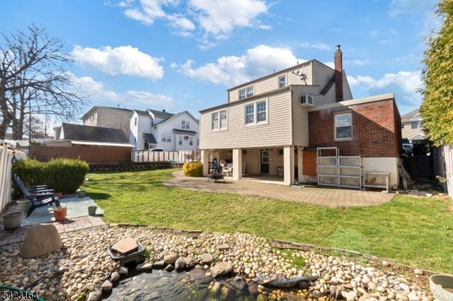 154 Orchard St, Elmwood Park Boro, NJ 07407