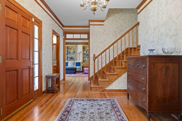3908 Ivory Avenue, Signal Mountain, TN 37377