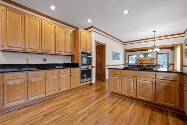 3908 Ivory Avenue, Signal Mountain, TN 37377