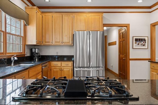 3908 Ivory Avenue, Signal Mountain, TN 37377