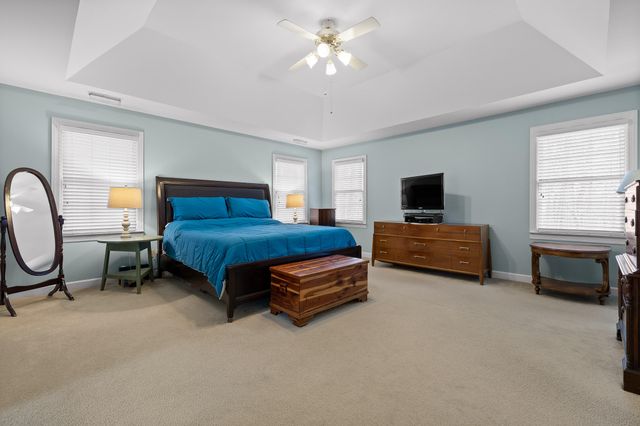 3908 Ivory Avenue, Signal Mountain, TN 37377
