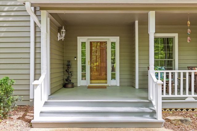 3908 Ivory Avenue, Signal Mountain, TN 37377