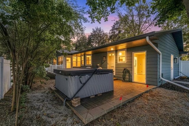 344 MIRAMAR DRIVE, Green Bay, WI 54301