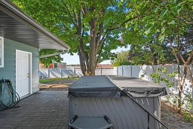 344 MIRAMAR DRIVE, Green Bay, WI 54301