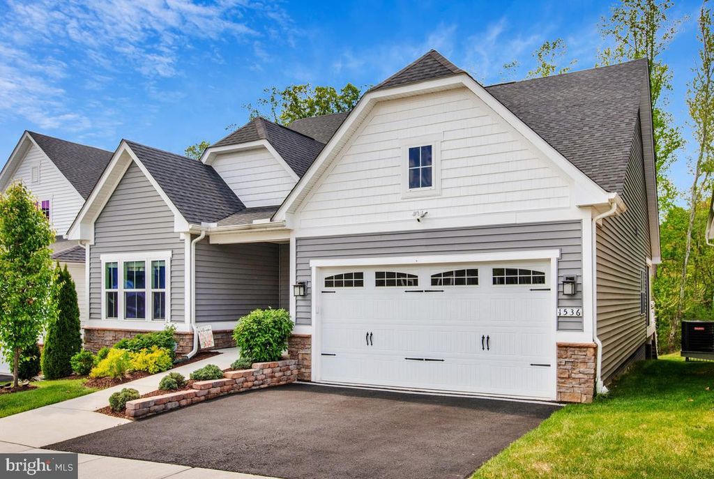 Image 2 of property listing at 1536 CATBRIAR WAY, Odenton, MD 21113