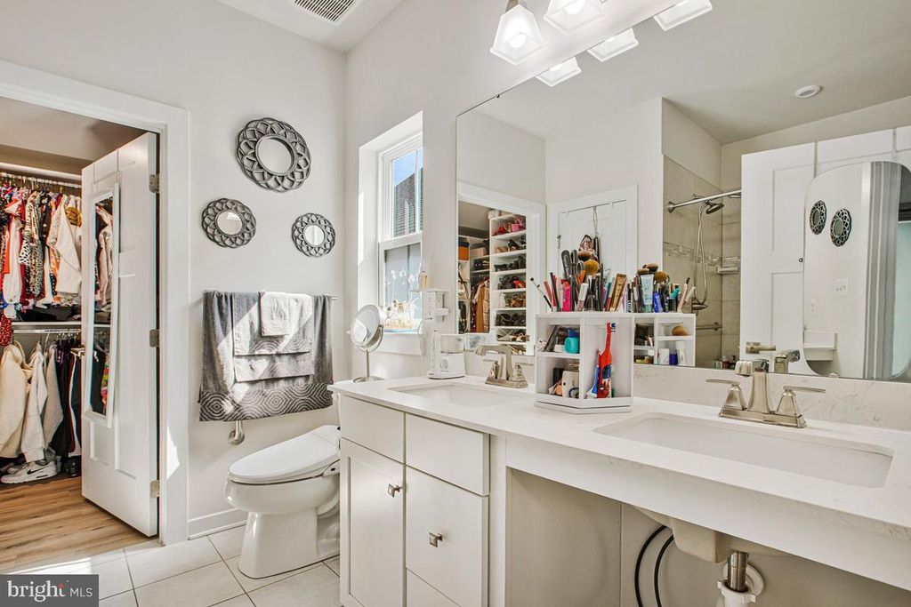 Image 25 of property listing at 1536 CATBRIAR WAY, Odenton, MD 21113