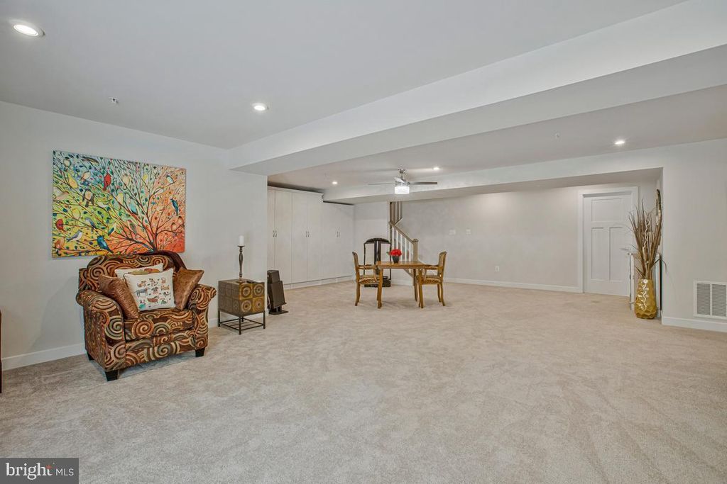 Image 32 of property listing at 1536 CATBRIAR WAY, Odenton, MD 21113