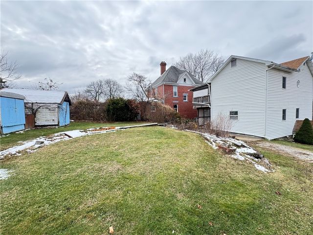 512 E 1st Ave, Derry Twp, PA 15627