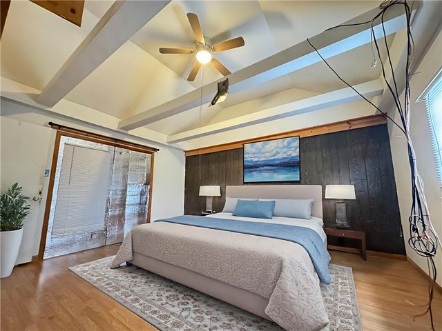 512 E 1st Ave, Derry Twp, PA 15627