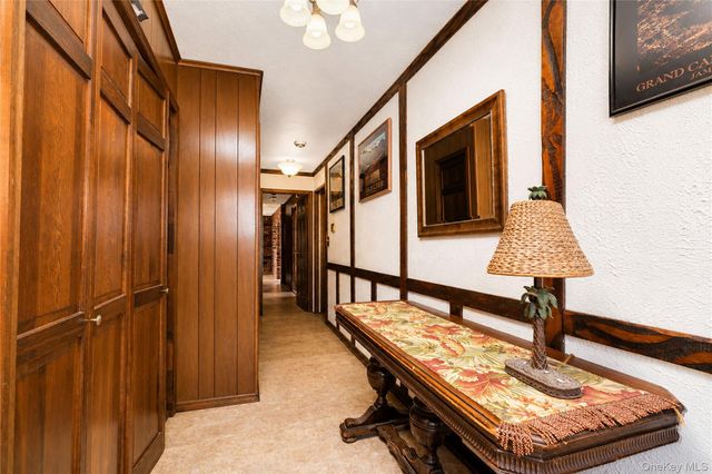 47 Stanley Circle, Staten Island, NY 10308