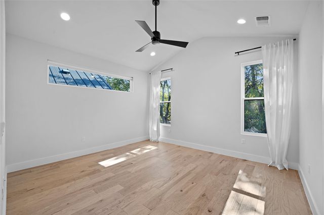 2211 Santa Rosa ST, Austin, TX 78702