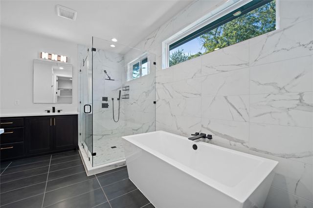 2211 Santa Rosa ST, Austin, TX 78702