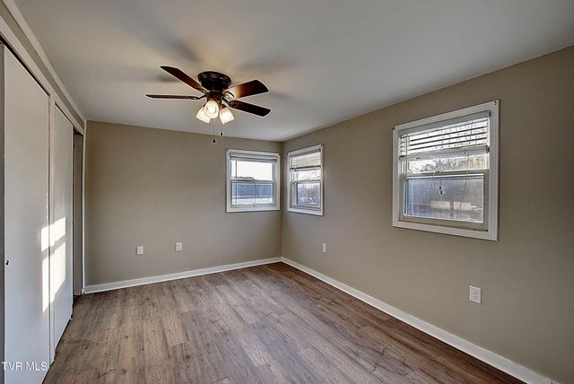 137 Valley Street, Gray, TN 37615