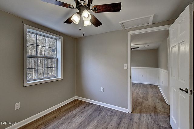 137 Valley Street, Gray, TN 37615