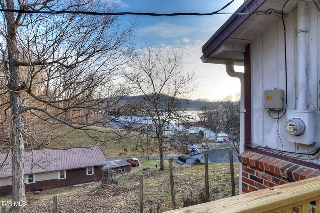 137 Valley Street, Gray, TN 37615