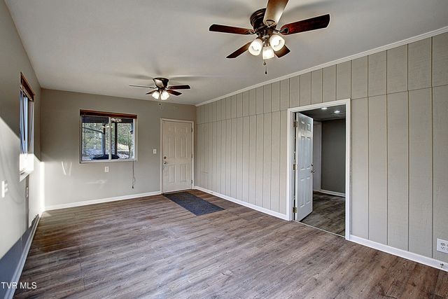 137 Valley Street, Gray, TN 37615