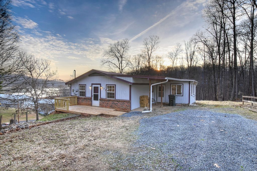 137 Valley Street, Gray, TN 37615