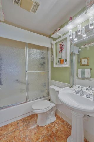 7512 Ace Road N, Lake Worth, FL 33467