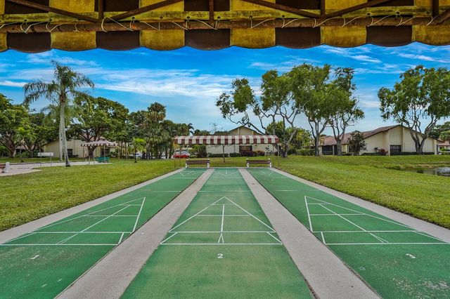 7512 Ace Road N, Lake Worth, FL 33467