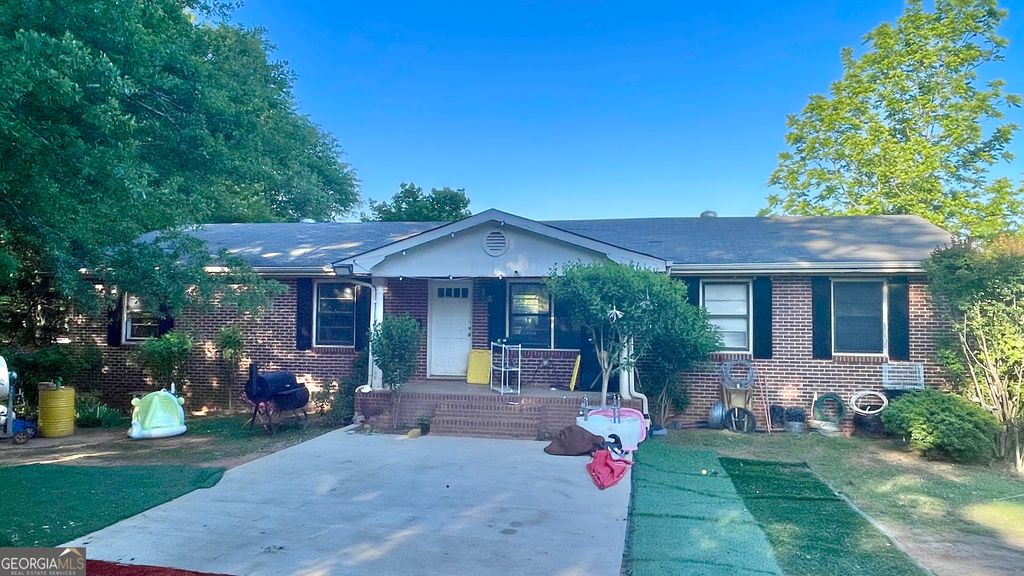 758 Jack Sharp Road, Colbert, GA 30628